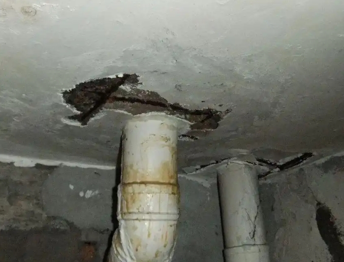 和政卫生间漏水维修公司浅析和政卫生间渗水维修的方法